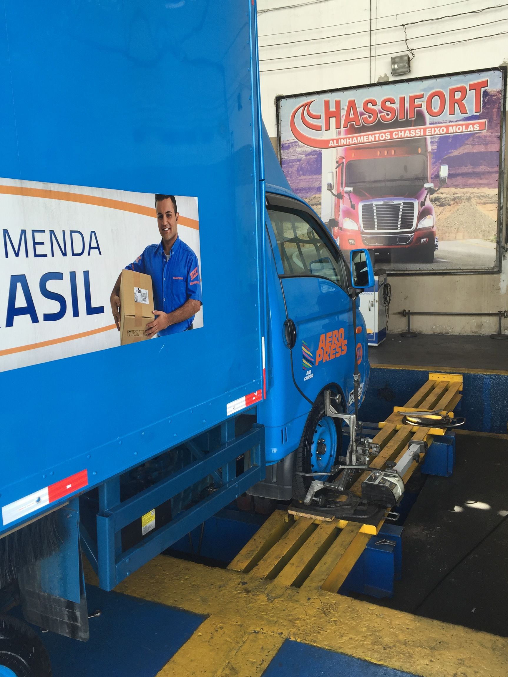 Alinhamento de Chassi de Caminhão
